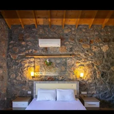 Pitzer 2 Villa